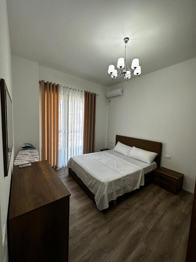 Myhouse At 21 Dhjetori Apartment Tirana Bagian luar foto