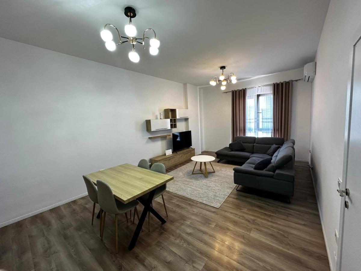 Myhouse At 21 Dhjetori Apartment Tirana Bagian luar foto